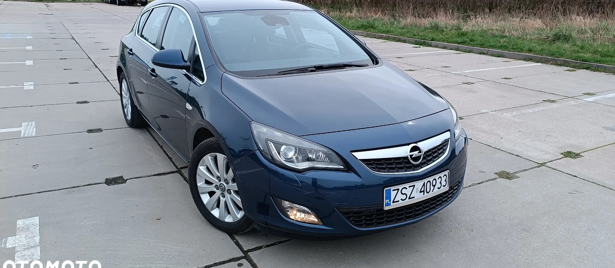 Opel Astra cena 26900 przebieg: 206800, rok produkcji 2011 z Koszalin małe 379